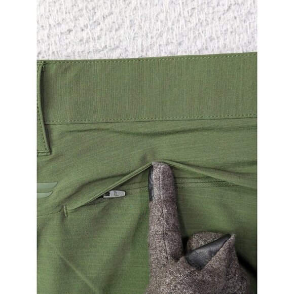 Fabletics The Only Pants Mens XL Green Stretch Business Casual Performance - Picture 13 of 13
